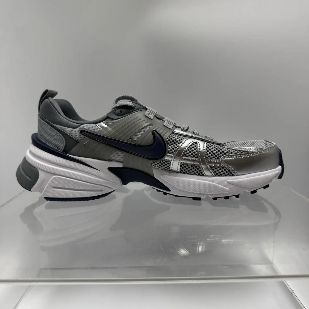 Brand New Nike V2K Run Wolf Grey Midnight Navy Blue HJ4497-002 Men's Size 11